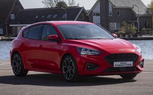 Ford Focus EcoBoost Hybrid ST-Line